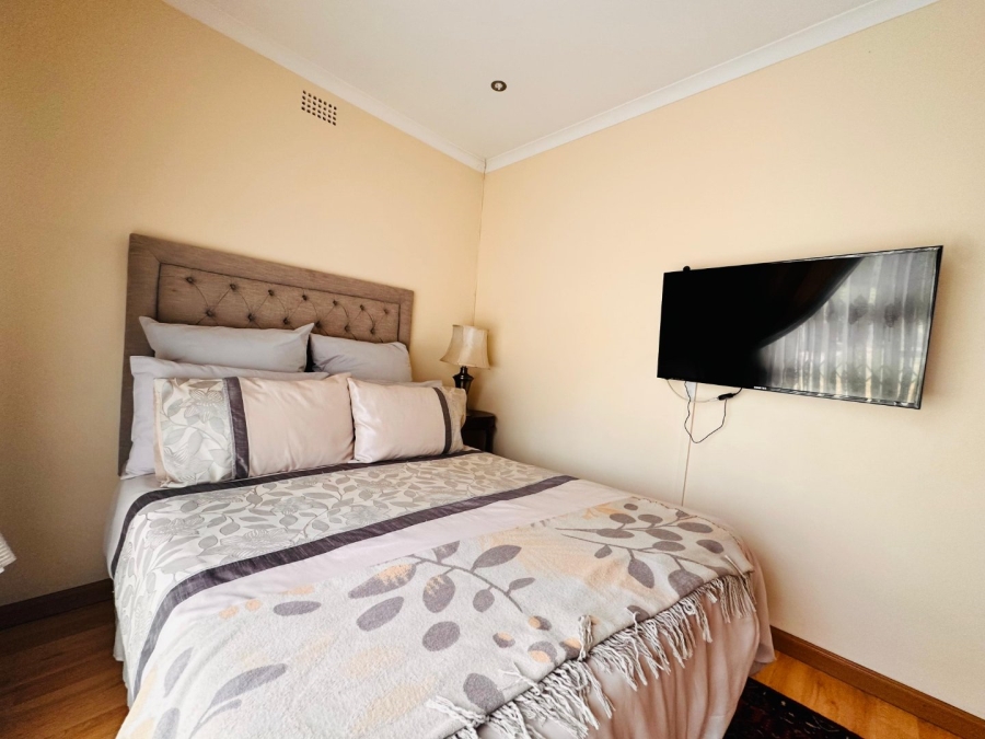 4 Bedroom Property for Sale in Flamingo Vlei Western Cape